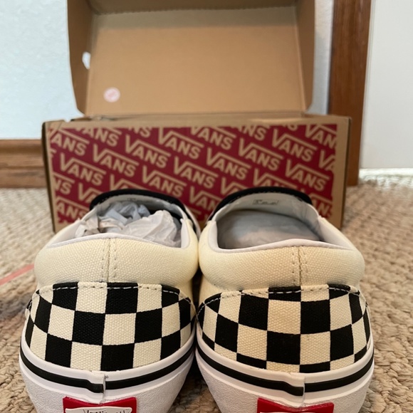 Vans Checkerboard Slip On NWT - Picture 5 of 9